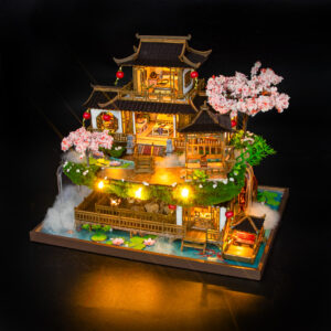 世外仙境升级版Upgraded version of the Fairyland尺寸:31*23*26.5(cm)材料:木材包装:带 手 Versione migliorata del Paese delle Fate Con Vetrina
